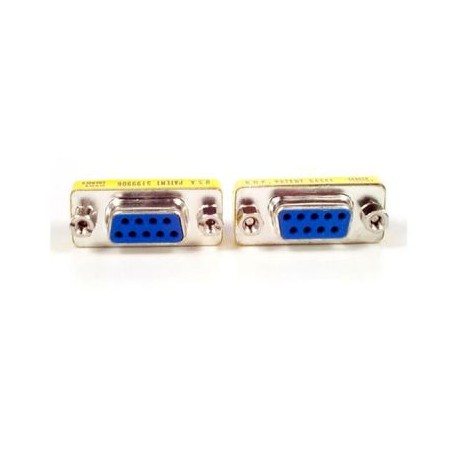 CAMBIADOR DE GENERO STARTECH DB9 SERIAL HEMBRA A HEMBRA GC9SF